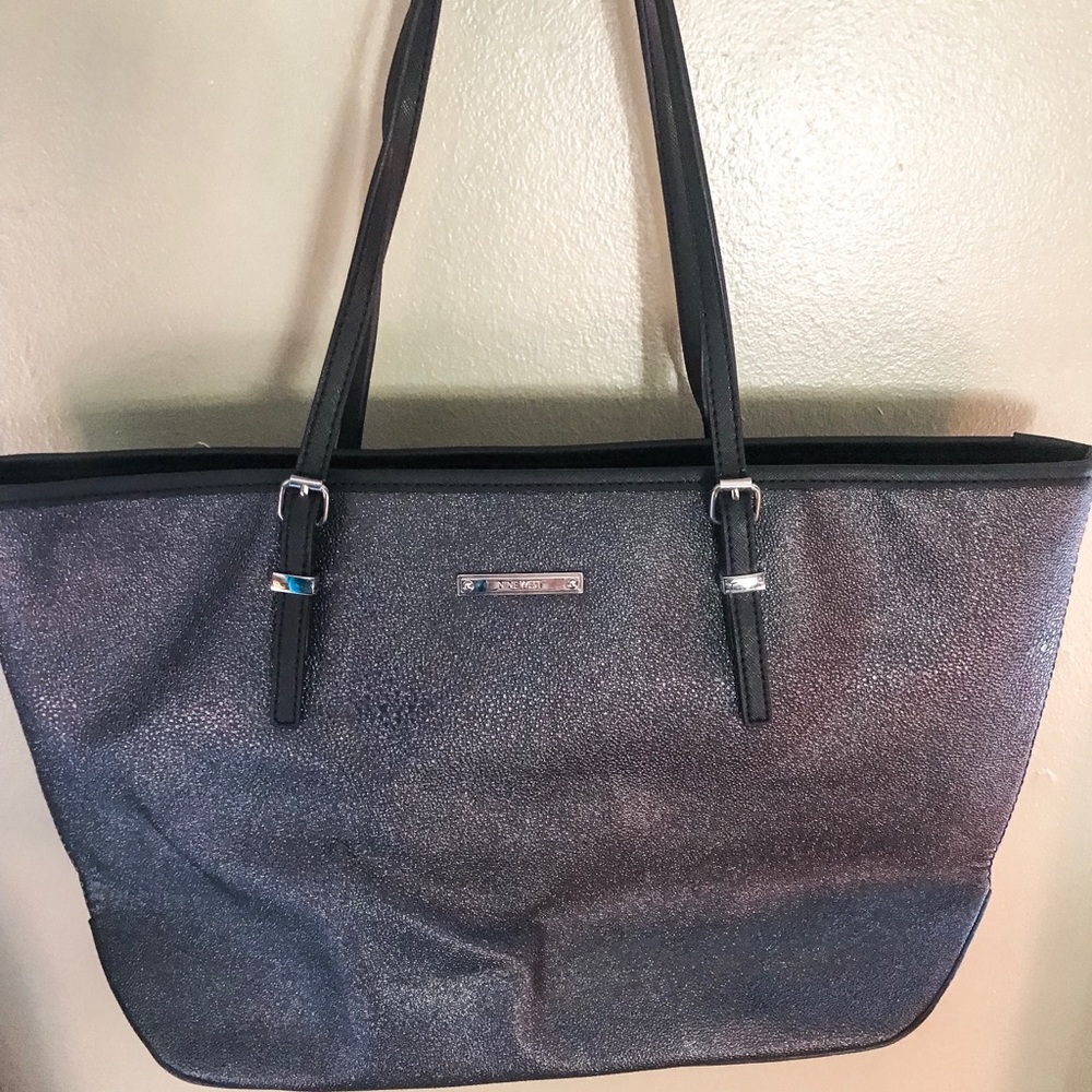 nine west purse